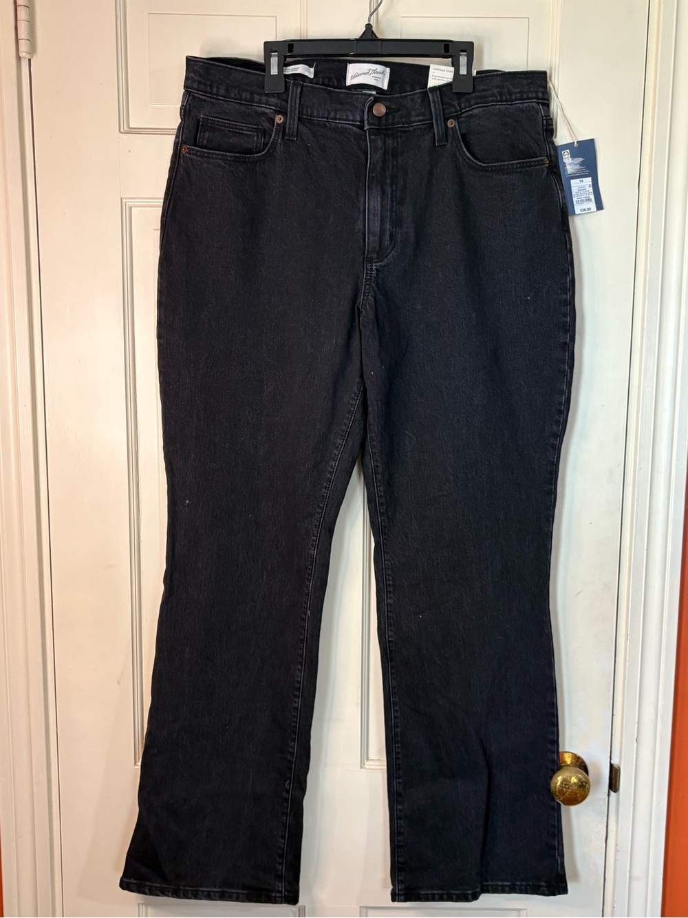 Universal Thread Women's Vintage  Bootcut Black Stretch Jeans Size 14/32R New